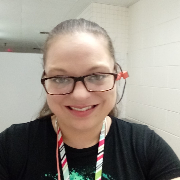 Meet your Posher, Jenna - Picture 1 of 1